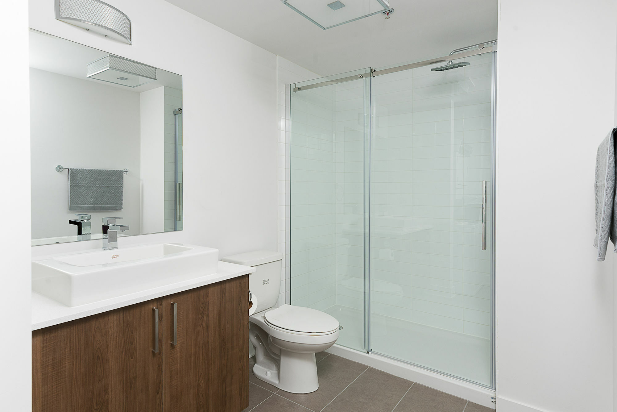 Grand 1br In Downtown Mtl By Sonder Apartment *